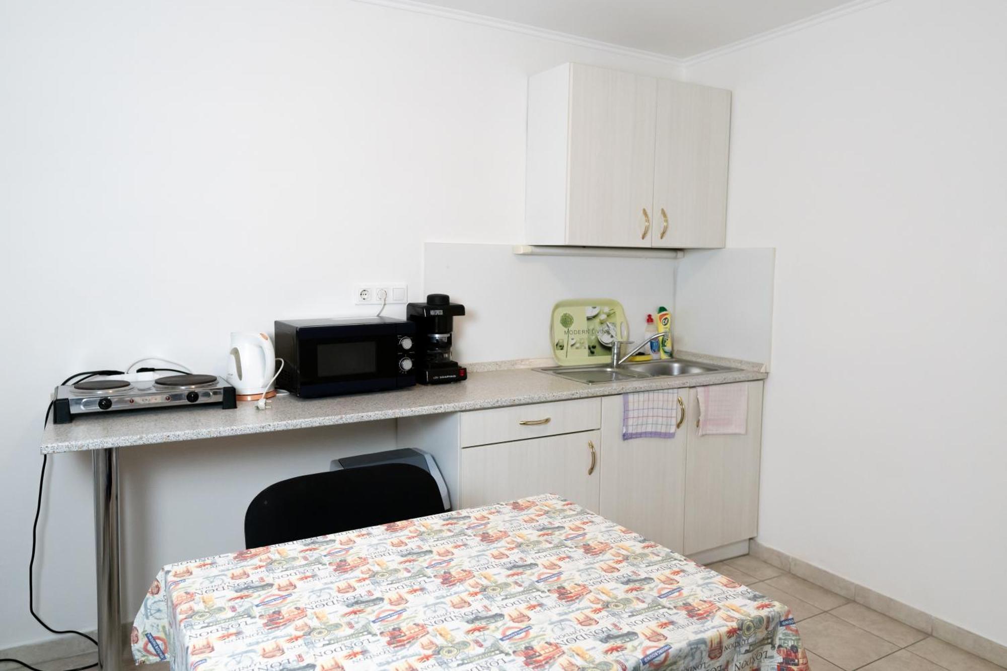 Liszt Apartman เปตช์ ภายนอก รูปภาพ