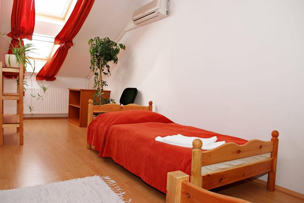 Liszt Apartman เปตช์ ห้อง รูปภาพ